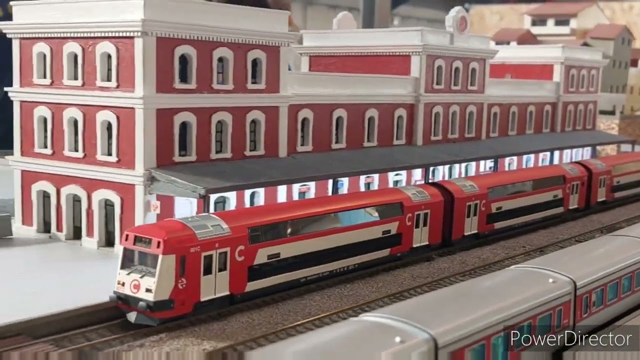 AF.MARTO CIRCULACIONES VARIAS EN TUNEL Y RECTAS- MODULOS H0 DIGITAL-MARTOTREN 2O24