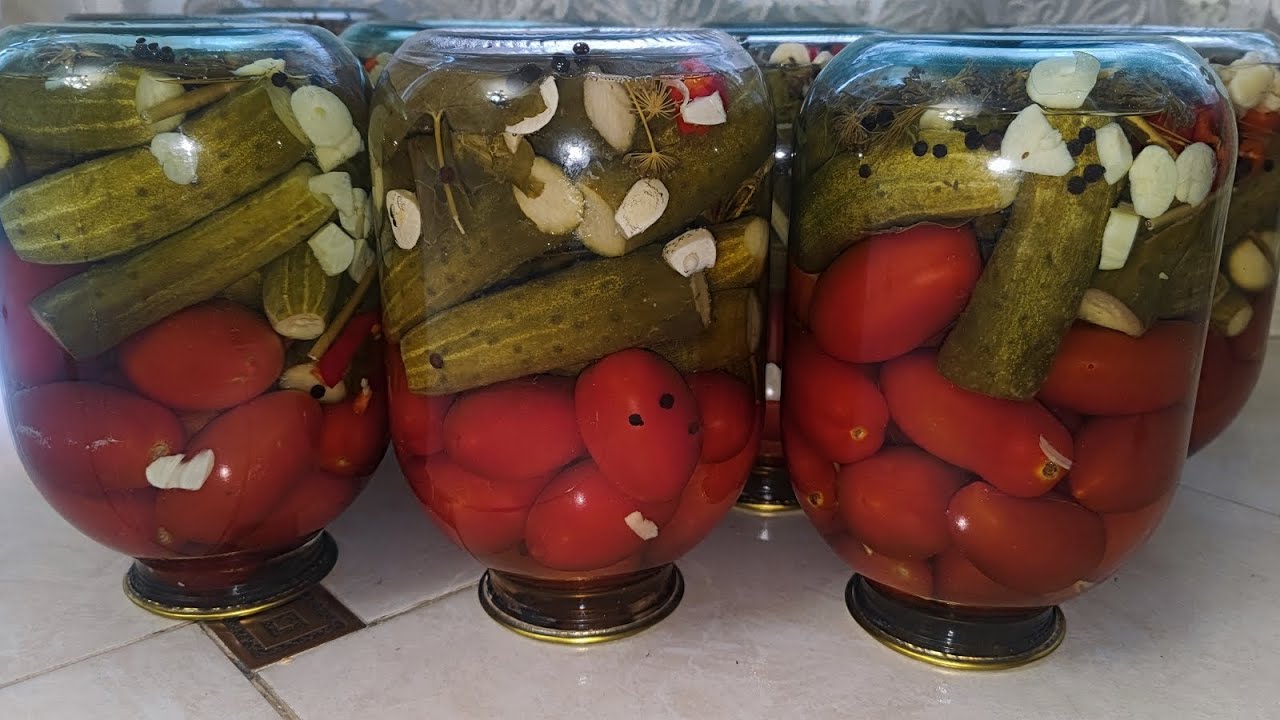 🟥🟥🟥Быстрая вкусная засолка огурцов и помидоров на зиму 🍅🥒🌶️🧄🔥