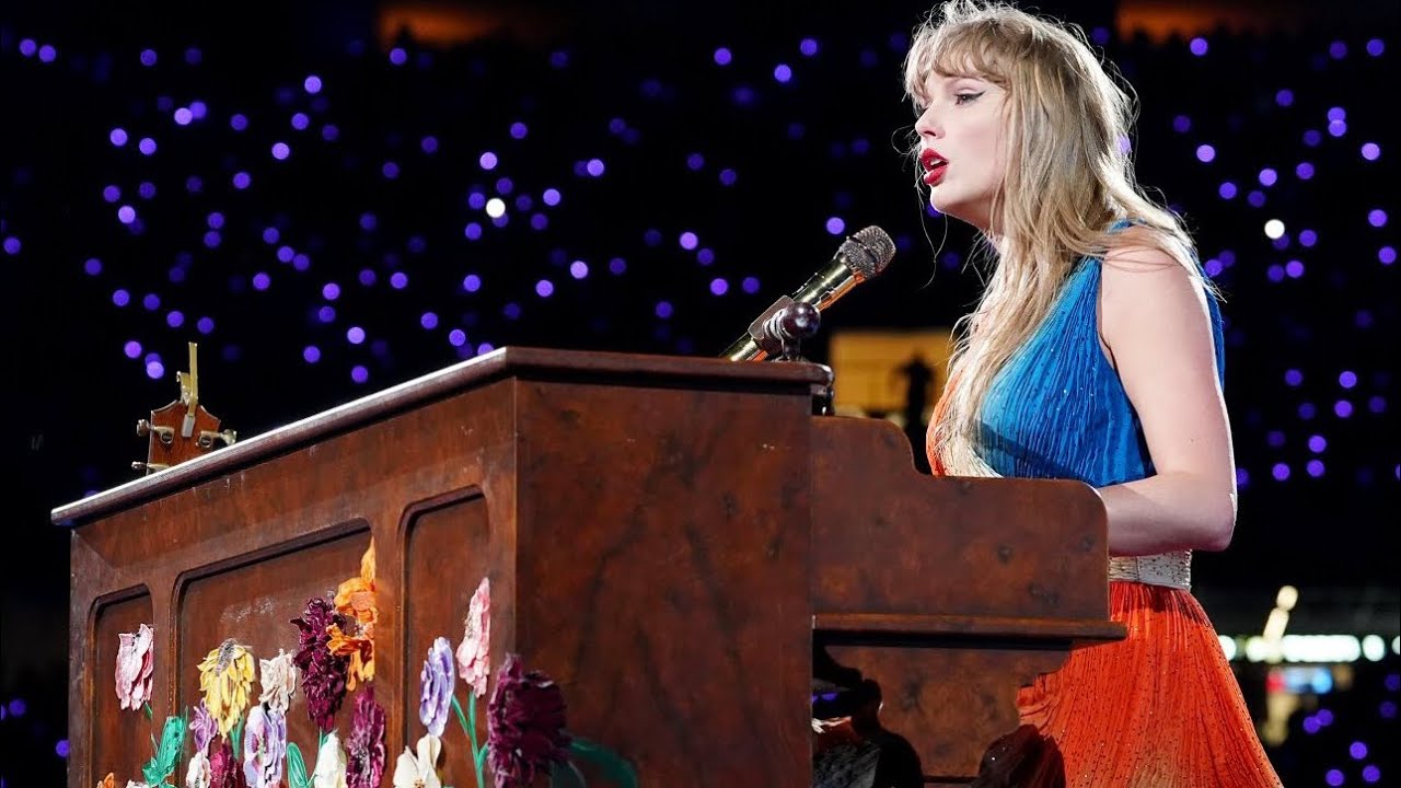 Taylor Swift Performs Maroon x Cowboy Like Me At Eras Tour Indy N2