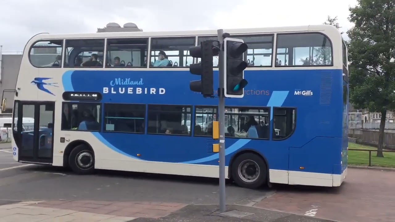 Buses and Trains in Stirling 03/08/2023