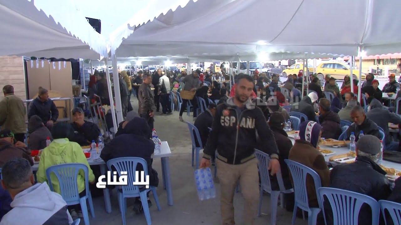أكبر وأطول مائدة افطار جماعي لثلاثة آلاف صائم ويتيم وعابر سبيل في رمضان..أشهى مائدة ملكية بالكبارية