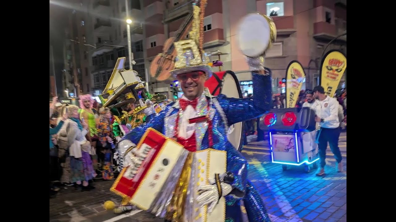 Carnaval de Santa Cruz de Tenerife CABALGATA ANUNCIADORA viernes 13 de febrero de 2026