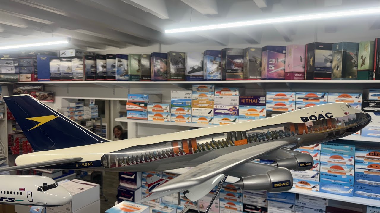 The UK&rsquo;s Biggest Model Store - Aviation Retail Direct