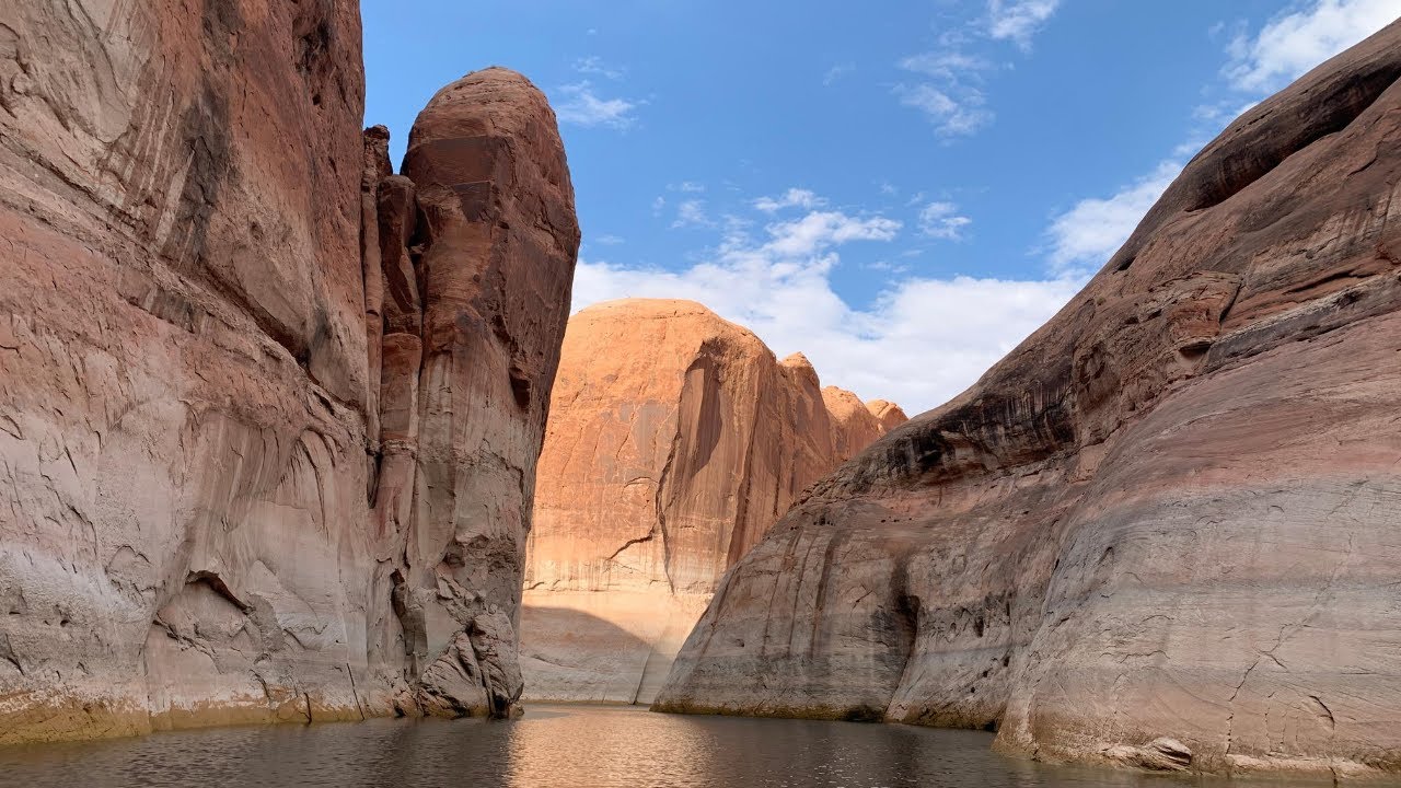 Lake Powell - Cathedral Canyon (Boat POV)