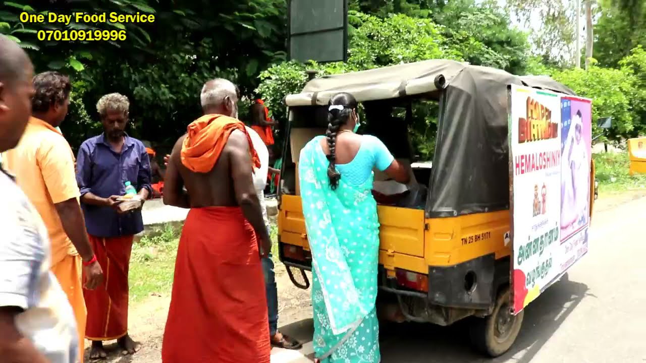 Malasiya roshini papa Birthday Food Donated By Sadhus Tiruvannamalai One Day FoodService 07010919996