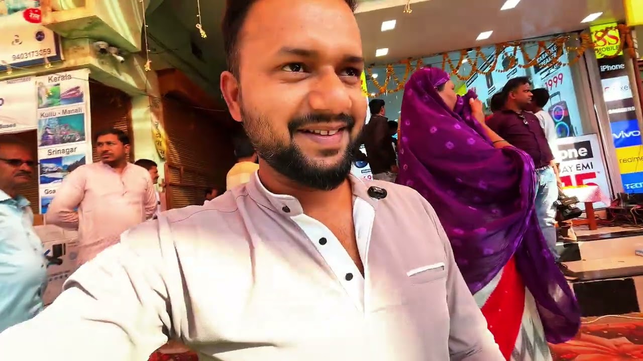 Bumper offer season in warud 😎| आज तो वरुड में लूट माची है 💁 | aaj site ka kaam nahi hua 😩.