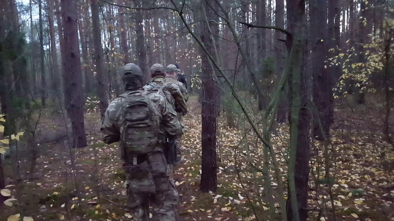 Trening z Zielonej Taktyki Bramka w Lesie