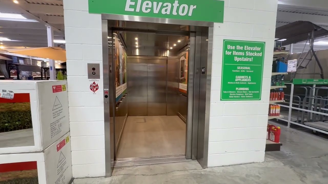Otis series 2 hydraulic elevator at Menards in Columbus West, OH ￼