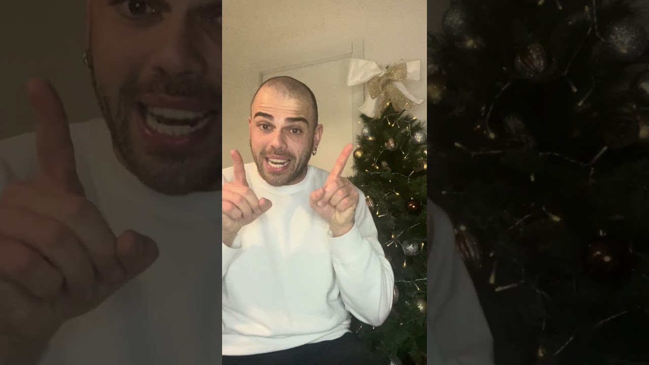 Buone feste da 30 personaggi.