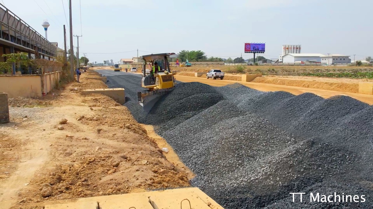 New Expert Driver Spreading Cutting & Trimming Foundation High Way Road By Dozer & Motor Grader Work