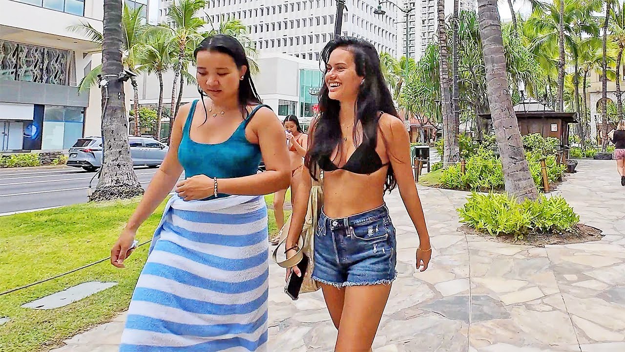 HAWAII PEOPLE 🌴 Walking Tour 🌴 Hale Koa Hotel to Queens Beach Waikiki #vacation #walking #oahu