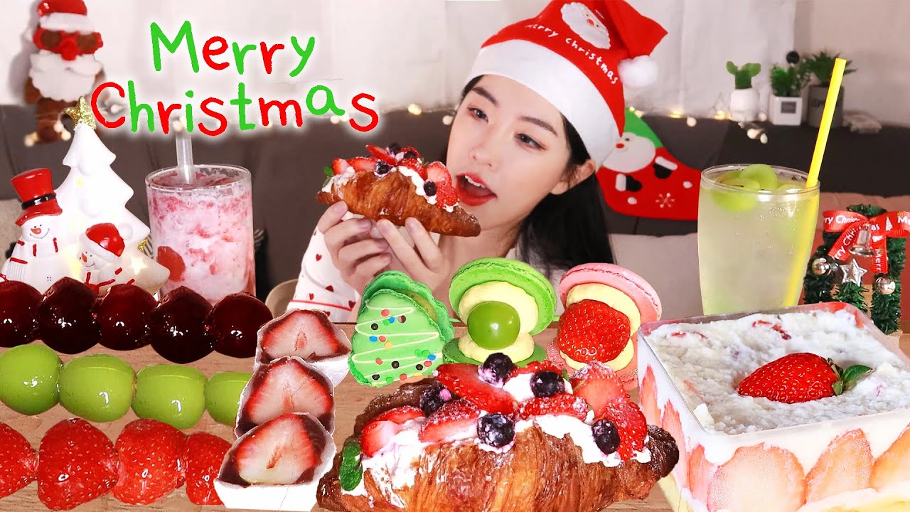 메리 크리스마스 이브 디저트 먹방🎄달콤한 딸기모찌🍓스위트머스캣 탕후루🍡치즈케잌.마카롱.생크림 크루와상strawberry mochi.Tanghulu.cheesecake.Macaron