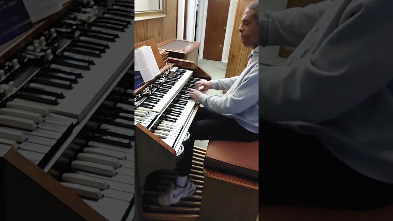 The Old Rugged Cross Played by Andre on his new Rebuild  A- 105 Hammond Organ .