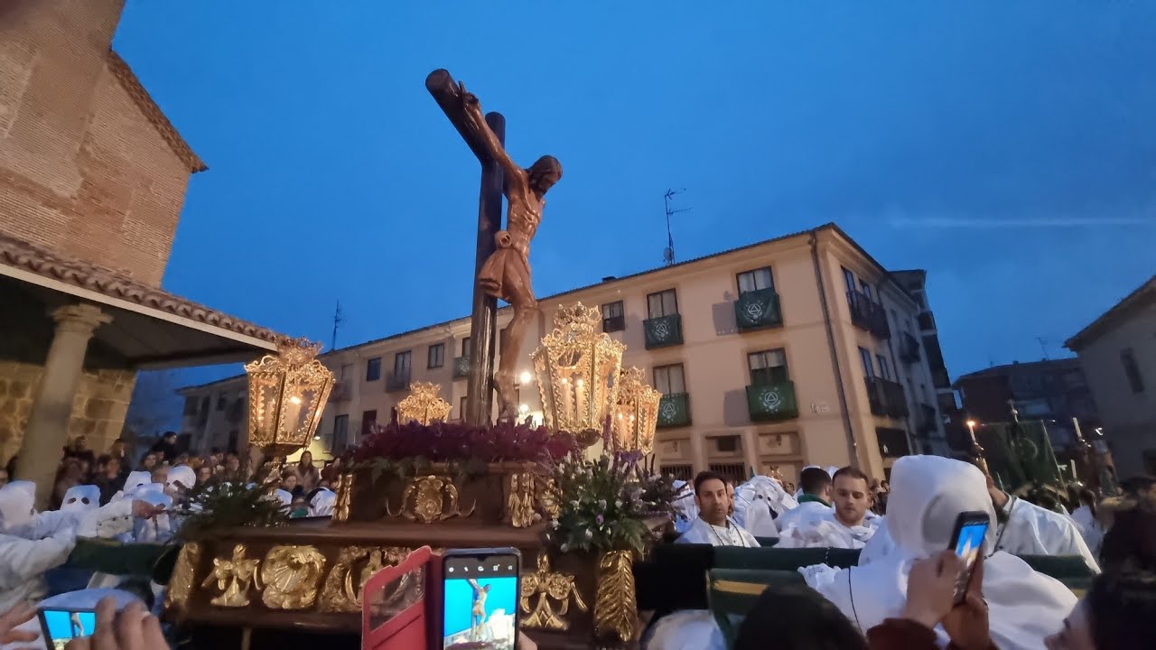 Avila. Procesión Cristo de la Ilusión. Cofradía de Ntra Sra de Las Vacas