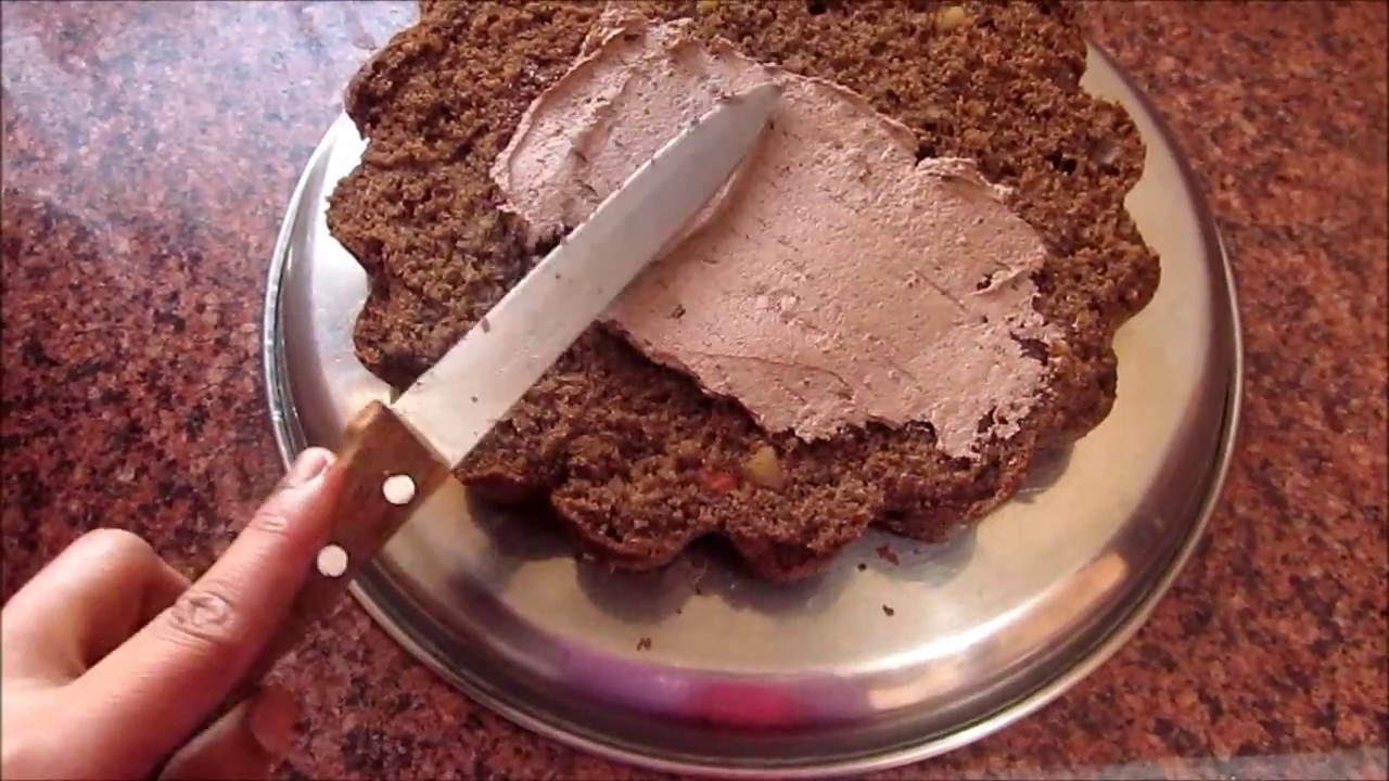Best Ever Chocolate Cake - Christmas Cake