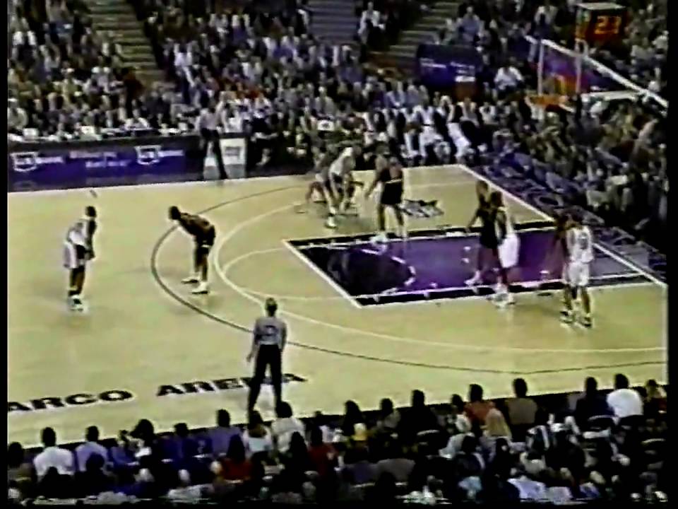 MICHAEL JORDAN: 33 pts vs Sacramento Kings (1997)