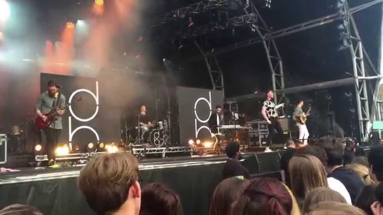 Don Broco - Superlove (Live at SlamDunk Festival SOUTH 2015)