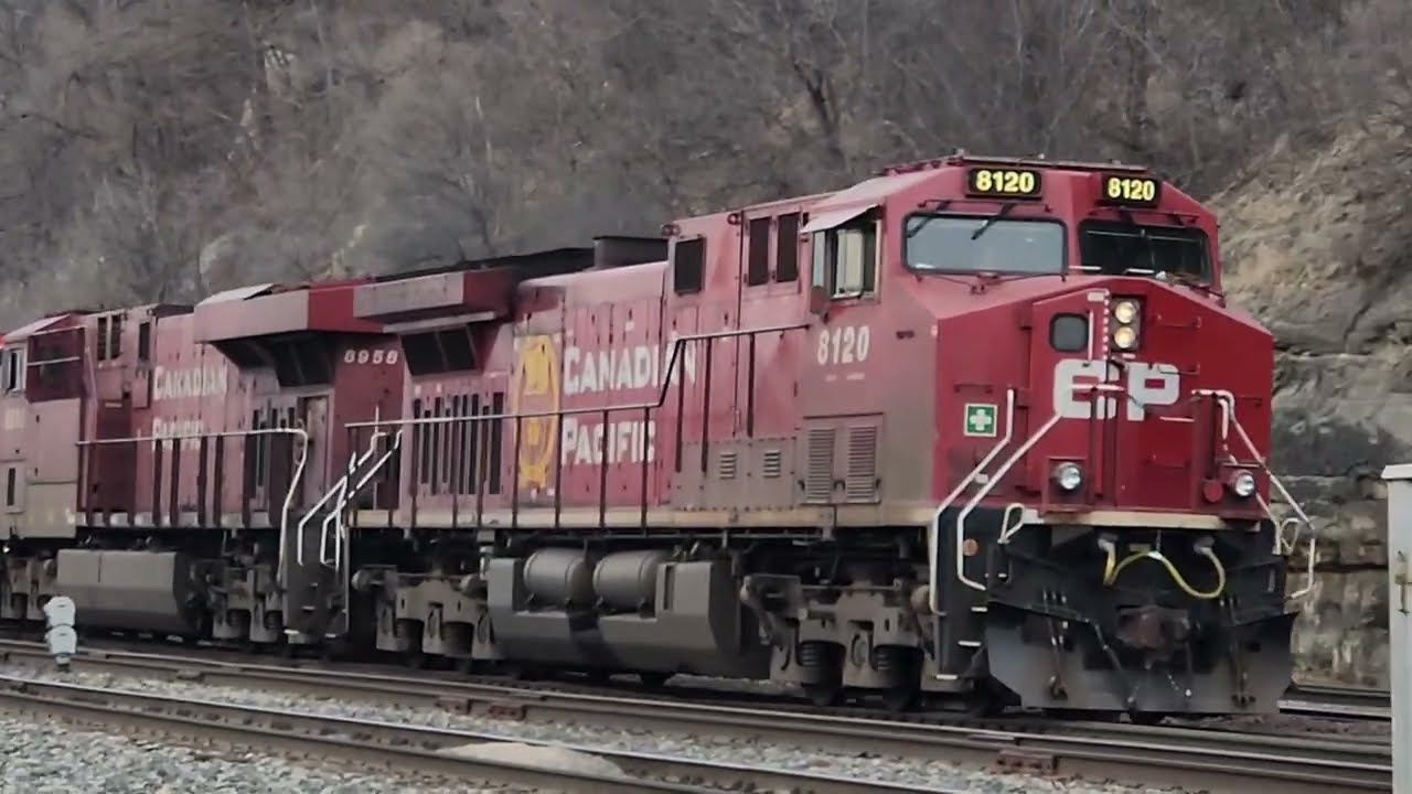 Train 444 Pulling Into Pig's Eye Yard