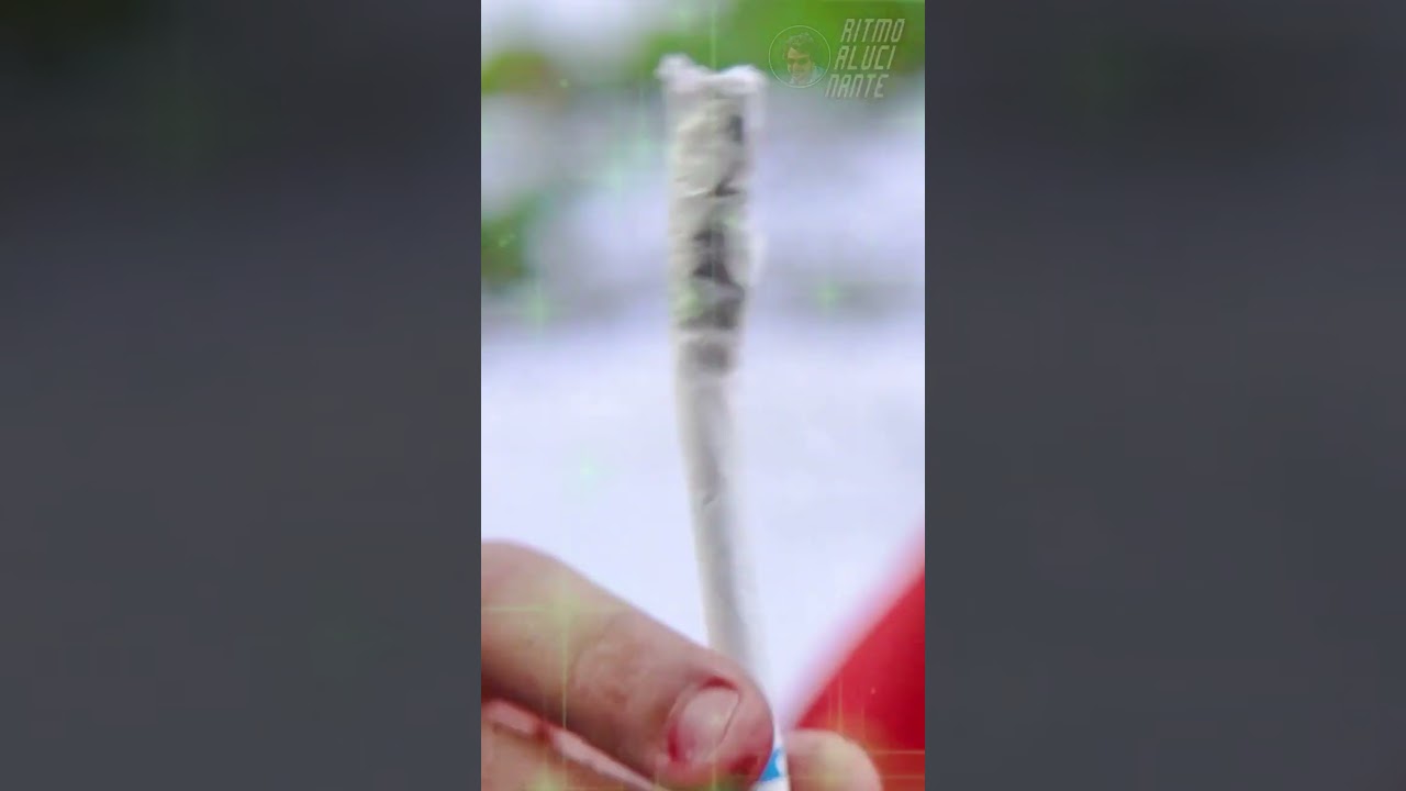 Apertando um bal&atilde;o na marcha da maconha #rj #maconhamedicinal #legalizej&aacute; #420 #shortsbrasil #zaza