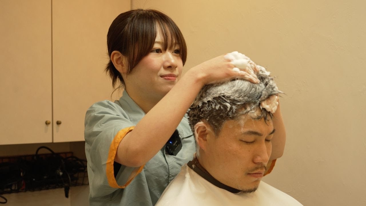 【床屋女子】新人も1年経ってシャンプーが上手になりました