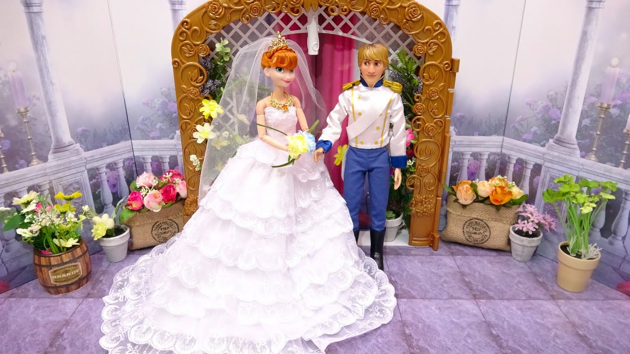 アナと雪の女王 アナとクリストフの結婚式 ウェディングセレモニー エルサとディズニープリンセスのダンスパーティー くるくる踊る シンデレラ アリエル ジャスミン 白雪姫⭐お姫様 人形