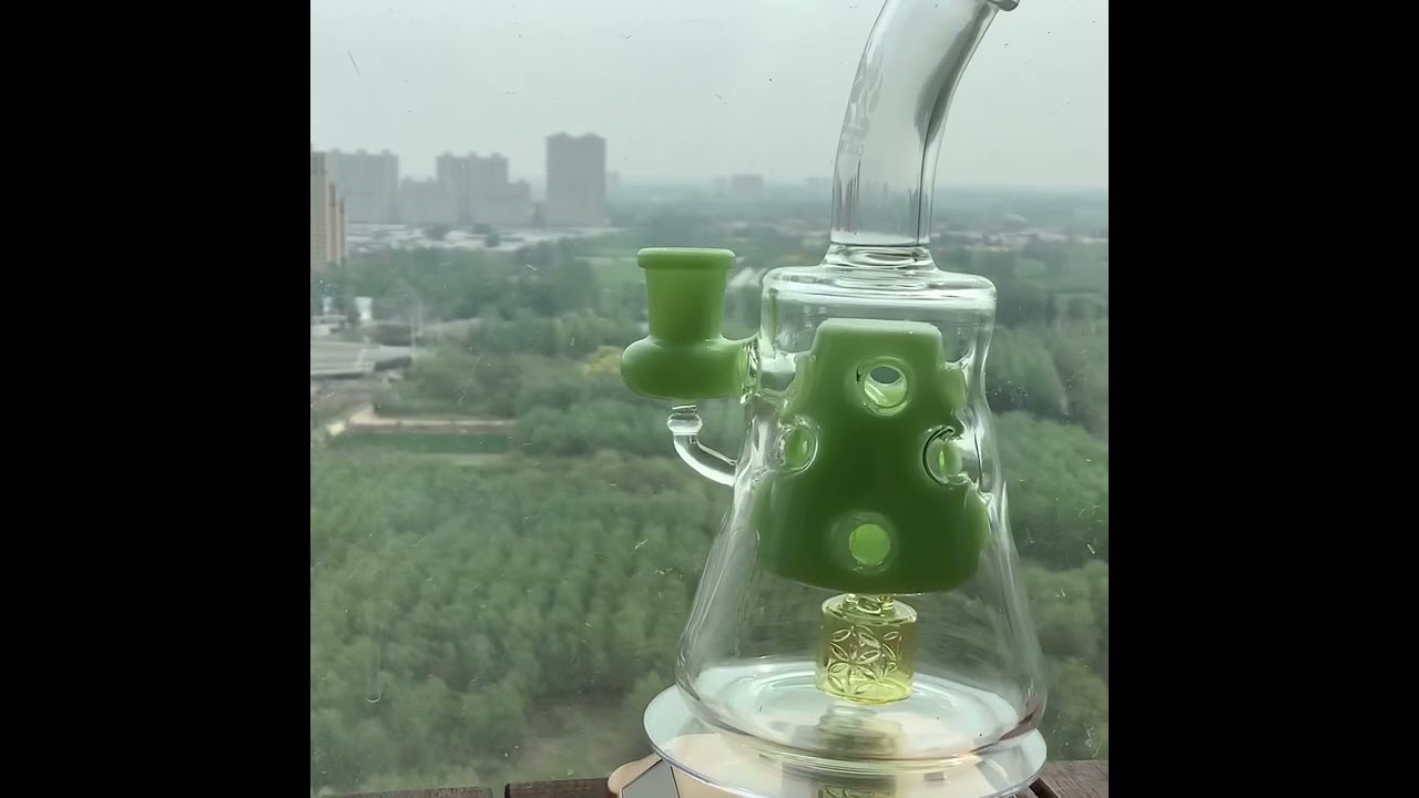 Swiss fab beaker