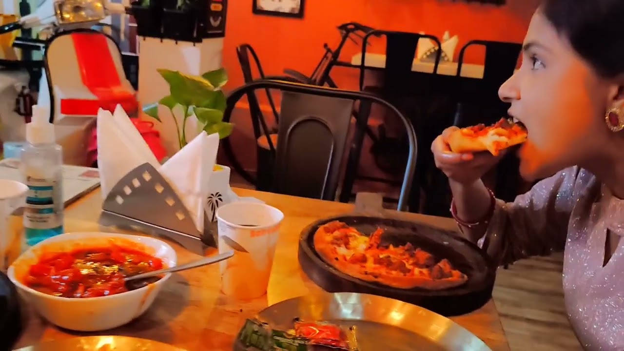 Bong Pizza || Bong Pizza Tamluk Review || Iconic Priya