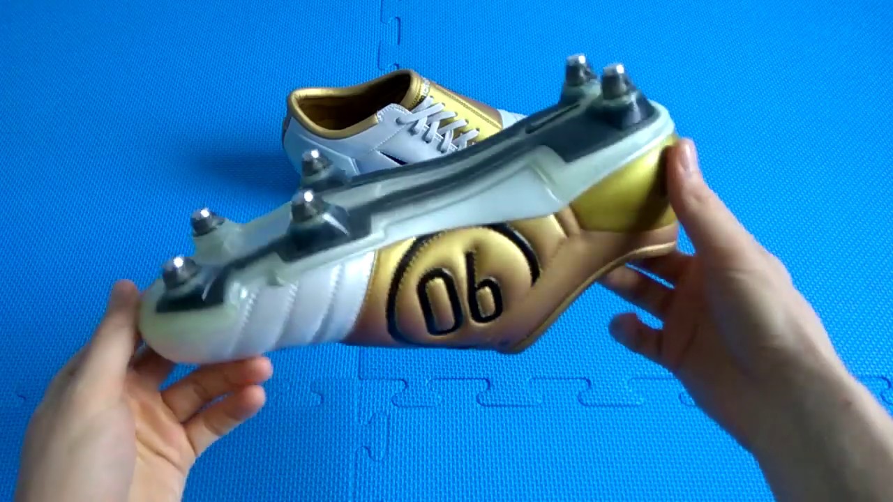 Ronaldinho 🤙Nike Total 90 III  Air Zoom SG White/Gold R10
