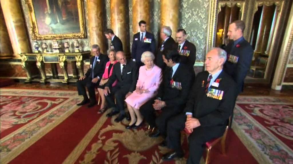 Willie Apiata meets the Queen