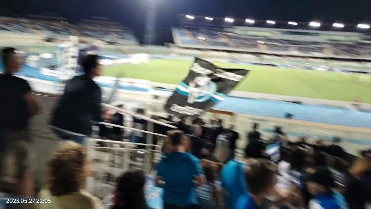 Pescara - Virtus Entella 2-1. spalti e gioia, gente di mare