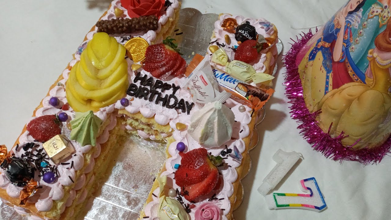 شاركتكم طلبية كيكة الحروف H  , Letter cake decoration
