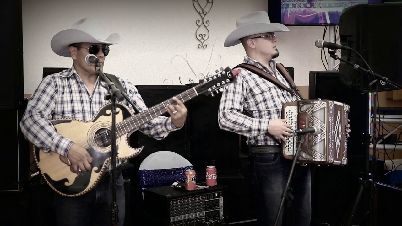 Caminos De Guanajuato-Ricardo y Genaro-En Vivo Desde Houston