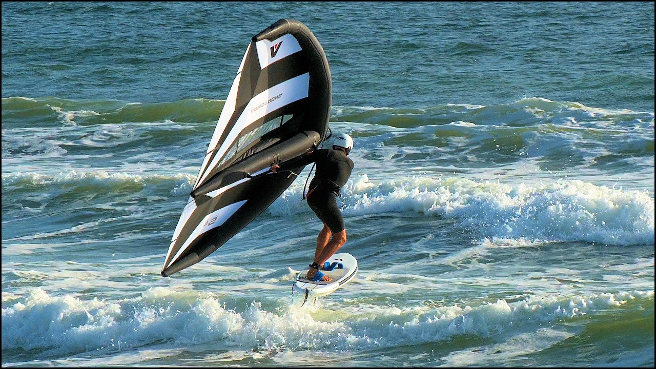 Wing Foils on the Noosa Bar. Monday morning, March 16, 2026.