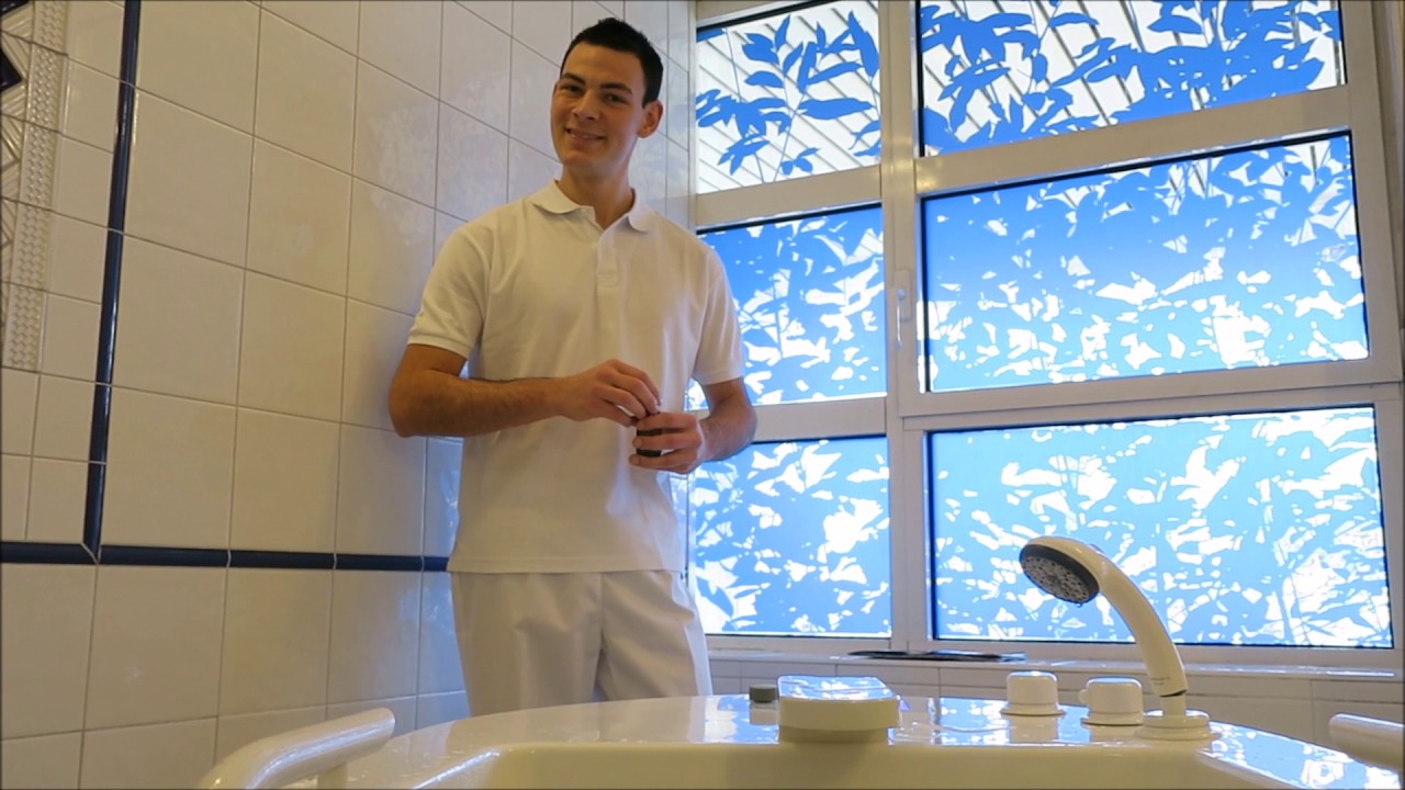 Bain Hydromassant, Vichy Thermal Spa - Vichy, France