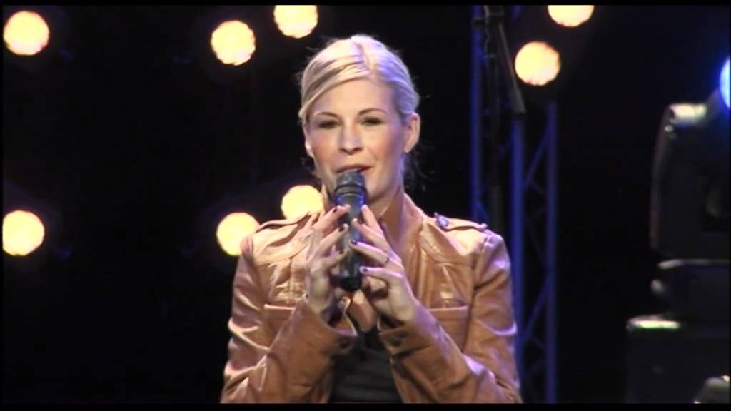 Ultimate Worshiper 2011 - Jenn Johnson