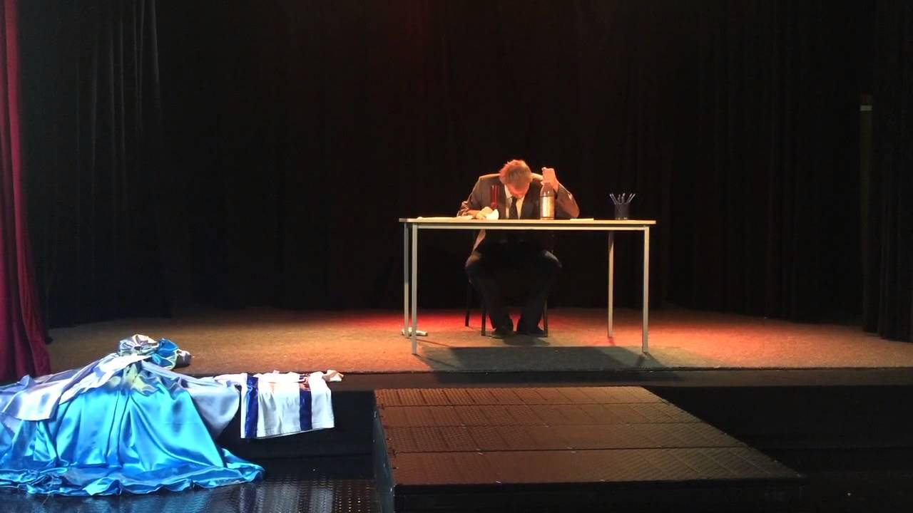 Solo Performance: Bertolt Brecht - Alienation