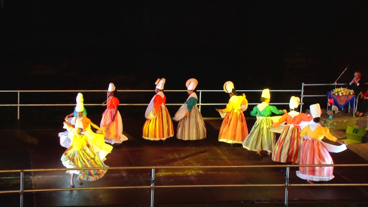 Martiniquese folk dance: Haute taille