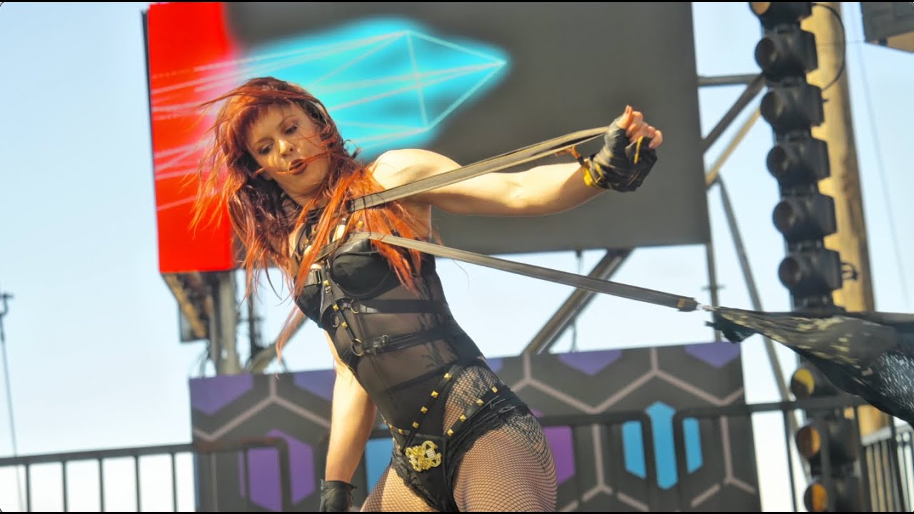 Rope Dart Performance With Dimond Saints at Lightning In A Bottle