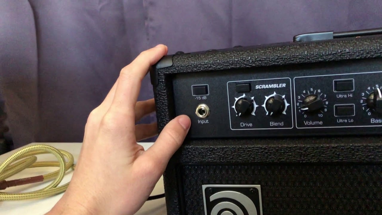 Présentation de l'ampli basse, ampeg BA 115v2