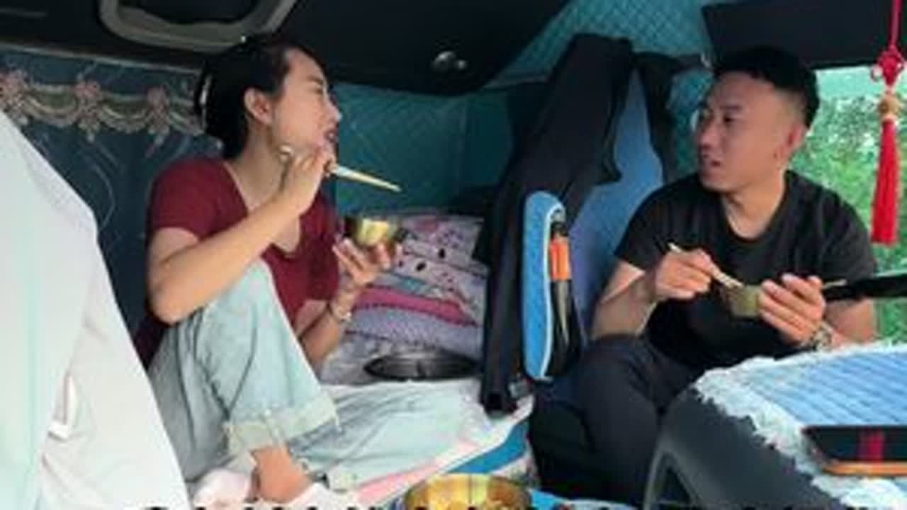 我和刘宝的卡车生活，到哈尔滨了，这趟货太顺利了，雨后新生，祝福大家都好运连连，平安喜乐，感谢大家支持！#三农 #记录真实生活 #记录卡车生活 #日常vlog #夫妻日常 @抖音小助手