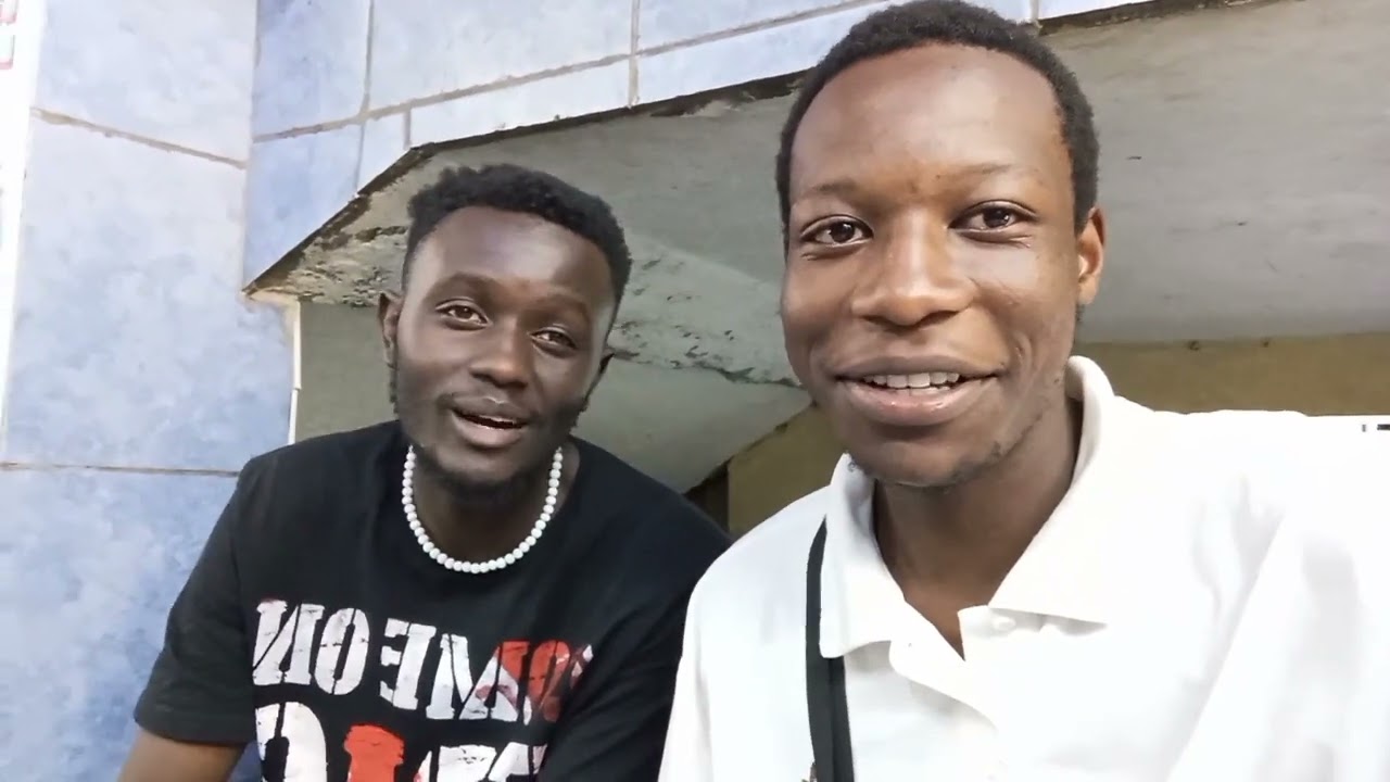 Gunso’s hidden talent: Mr. Fix it…Keeping Kibera Talking.📲🤳
