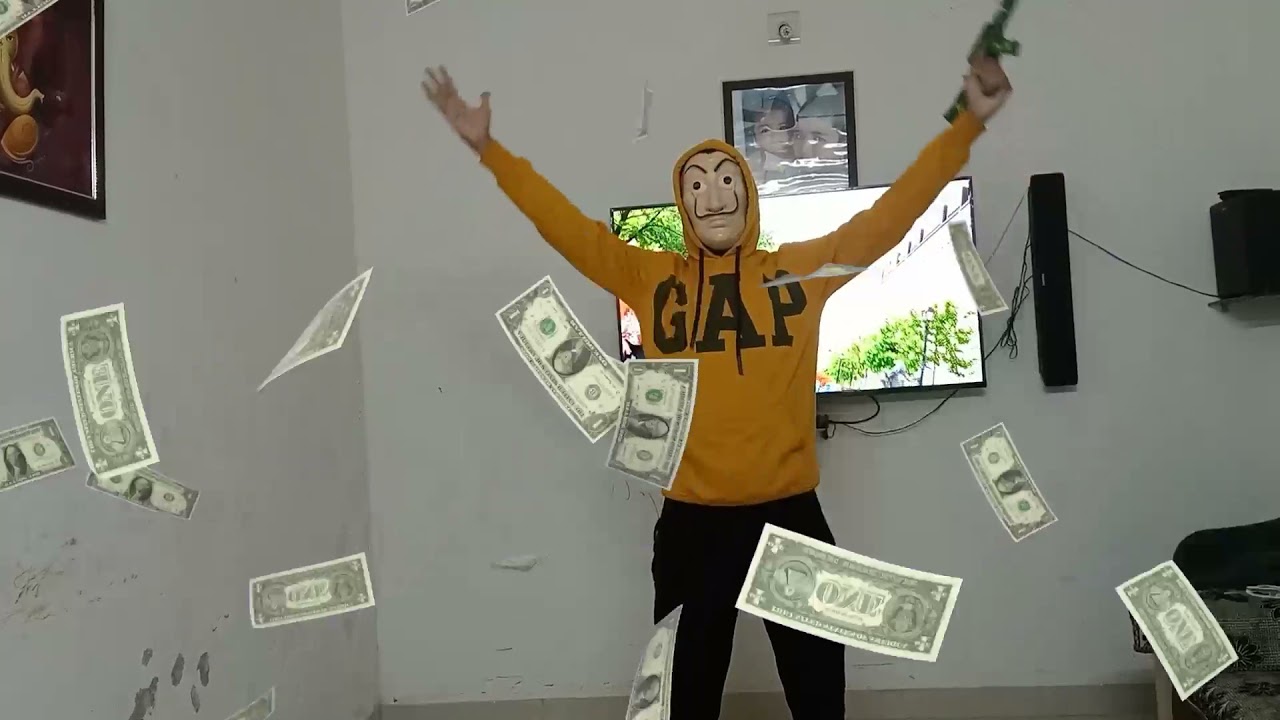 Money heist Season 7 Yellow outfit