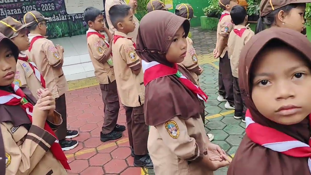 Rabu, 14-1-2026 Pembiasaan Doa oleh Pak Abdul kelas pagi