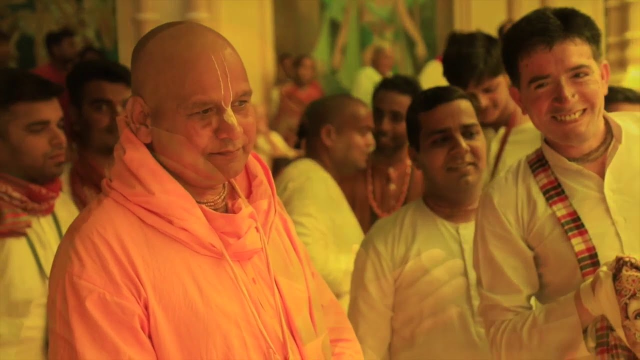 Documentry on H.H. Vrindavan Chandra Das Goswami  Sanyasa Ceremony By H.H. Radha Govinda Das Goswami
