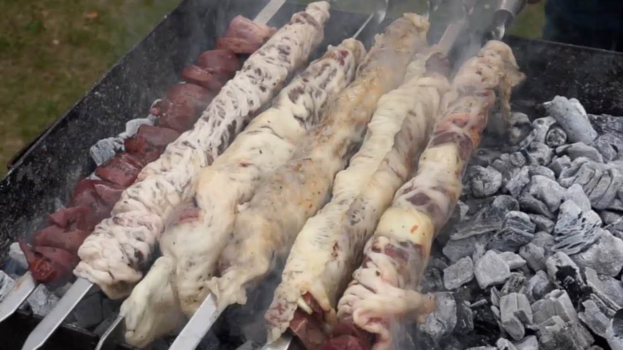 Шашлык из потрохов ягнёнка,завёрнутый в жировую сетку.Рецепт от Жоржа