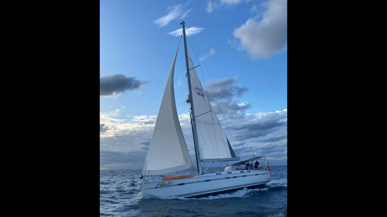 Sailing the Coral Sea Islands - Beyond The Barrier Reef - MAY 2022