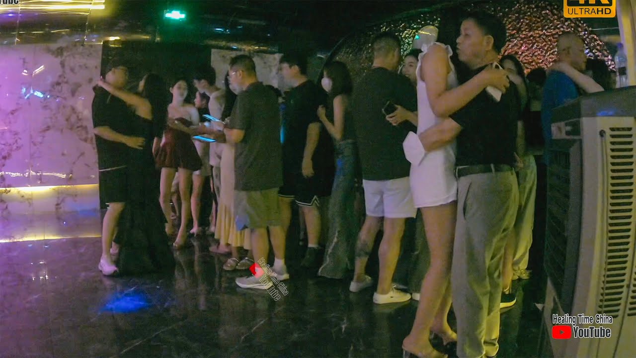 January 25, 2026: Dancing with beautiful women, accompanied by many gentle dancers.