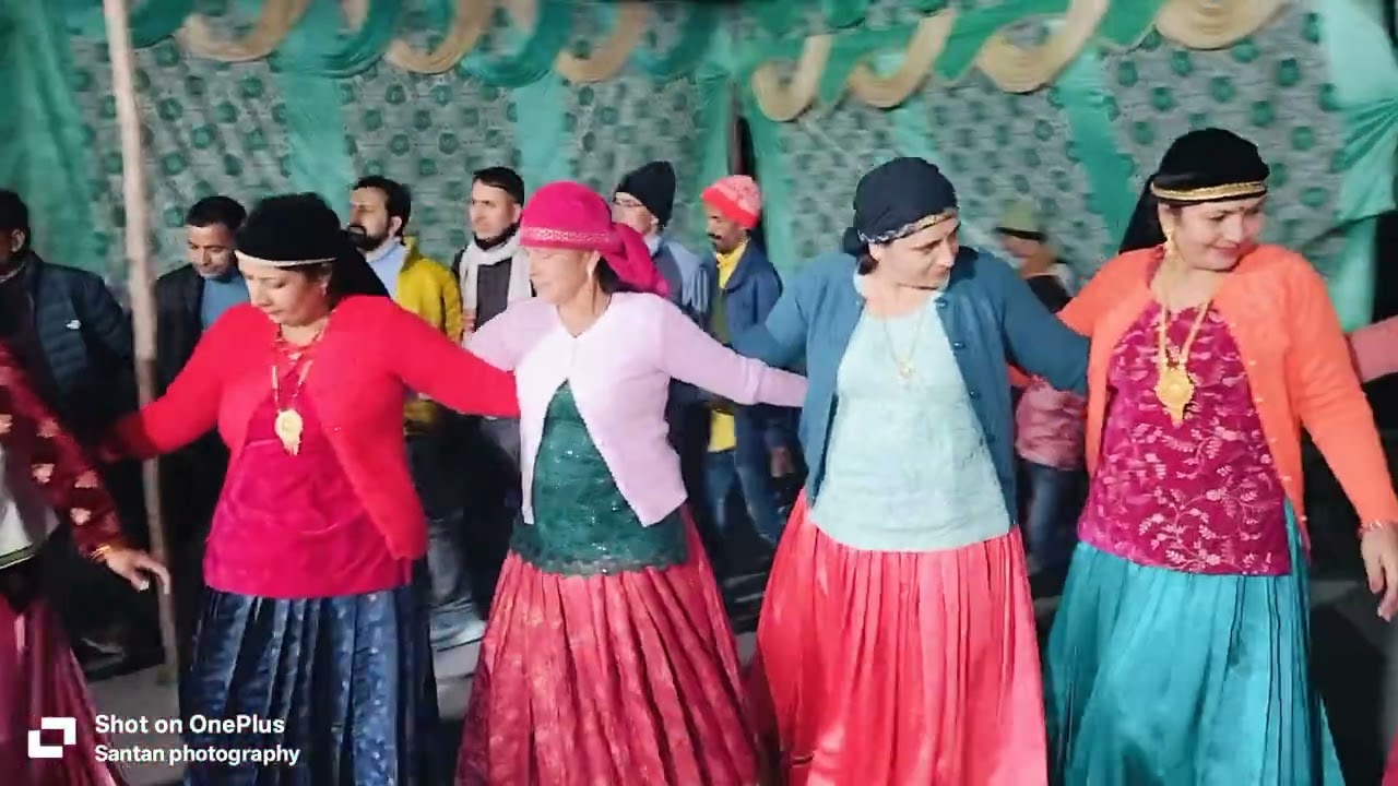अमर सिंह चौहान जी का सुंदर हारुल निर्त्य उपरोली गांव मे #स्पेशल #dance santan photography 2025