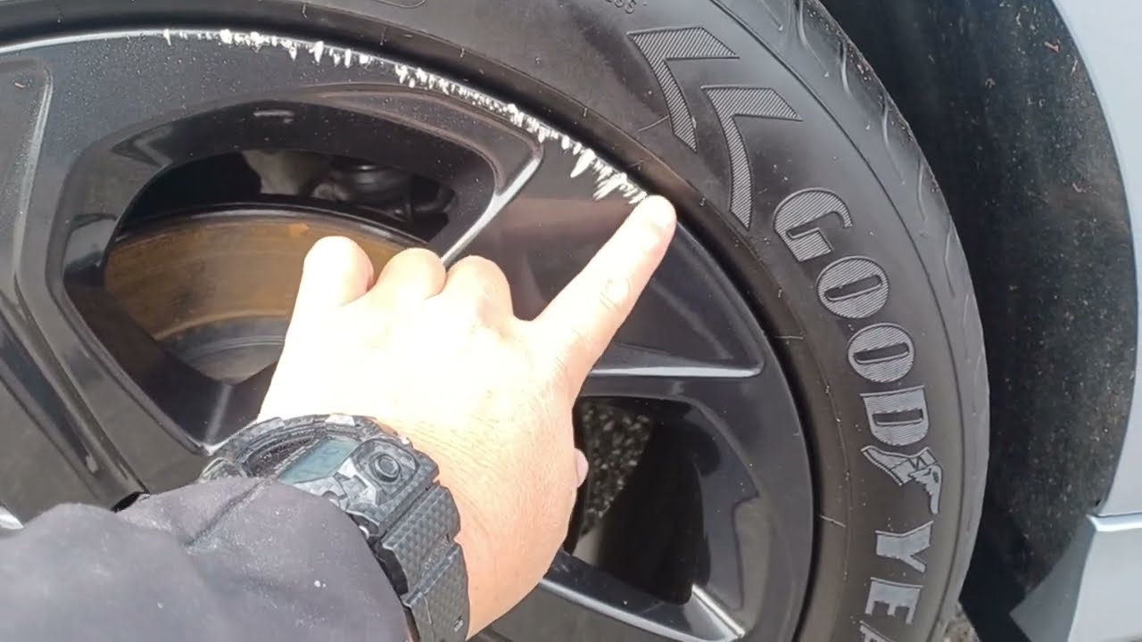 Deep Scratch Rim Repair  Black Rims.