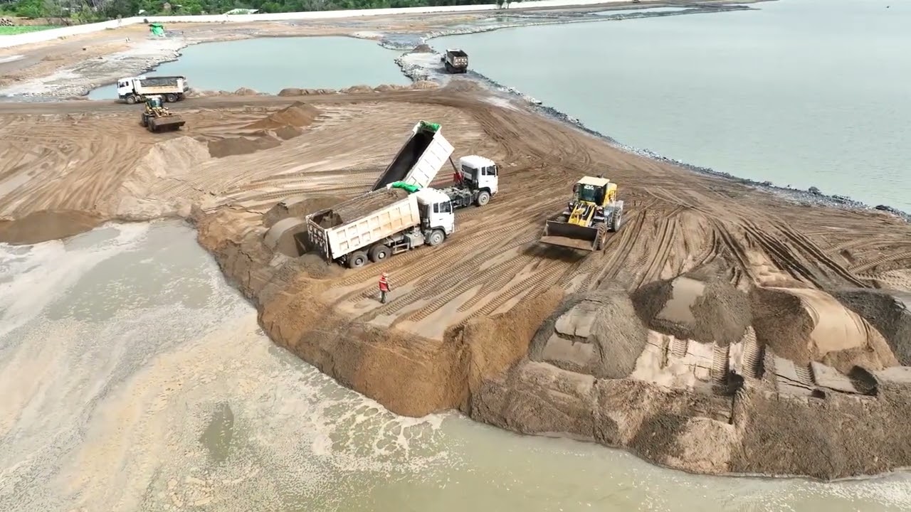 Update Project Delete Pond and Dozers SHANTUI Pushing Sand Soil Filling & SHACMAN Truck 25.5Ton.